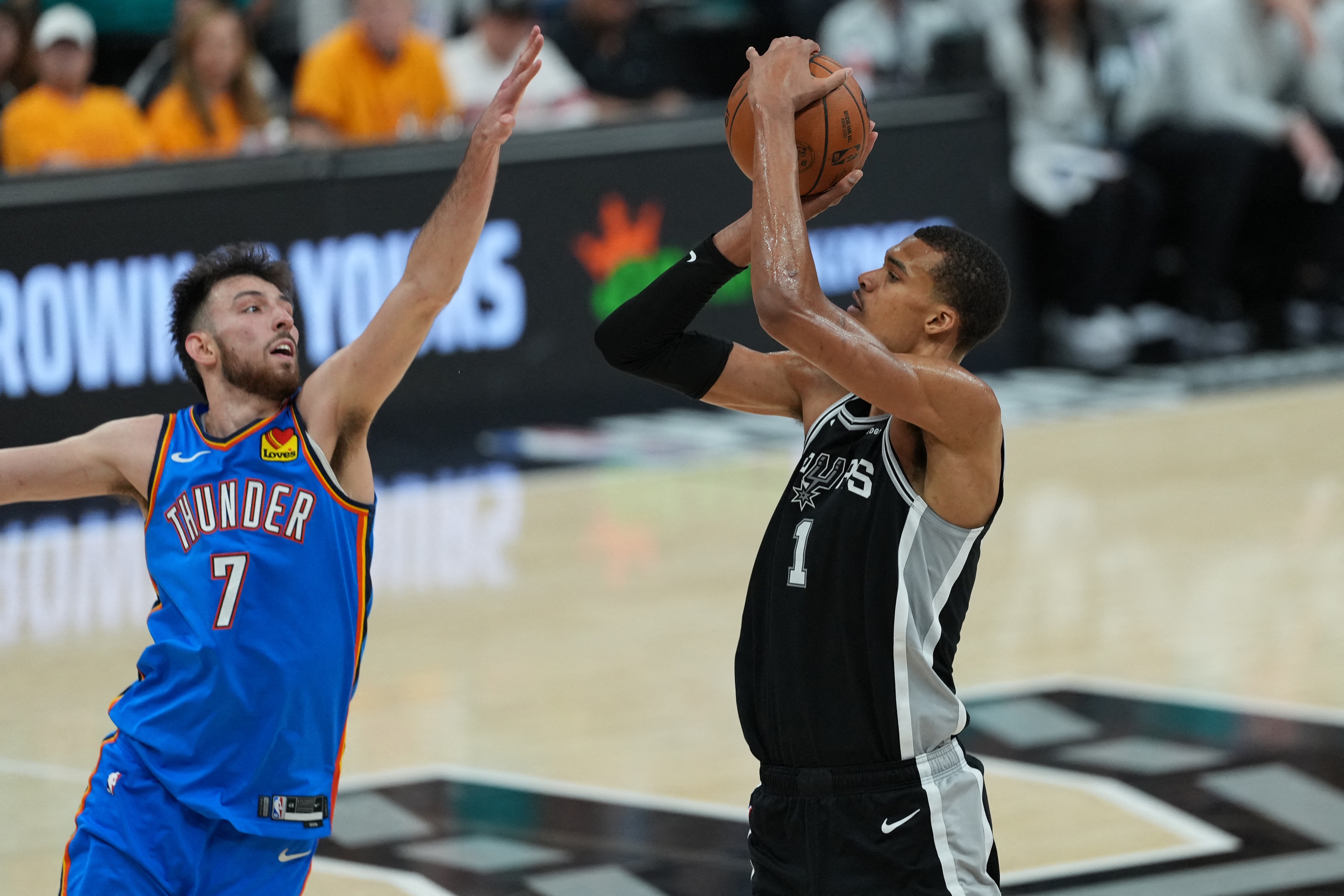 开云-NBA彩经：文班亚马再显威力 马刺主场击败雷霆